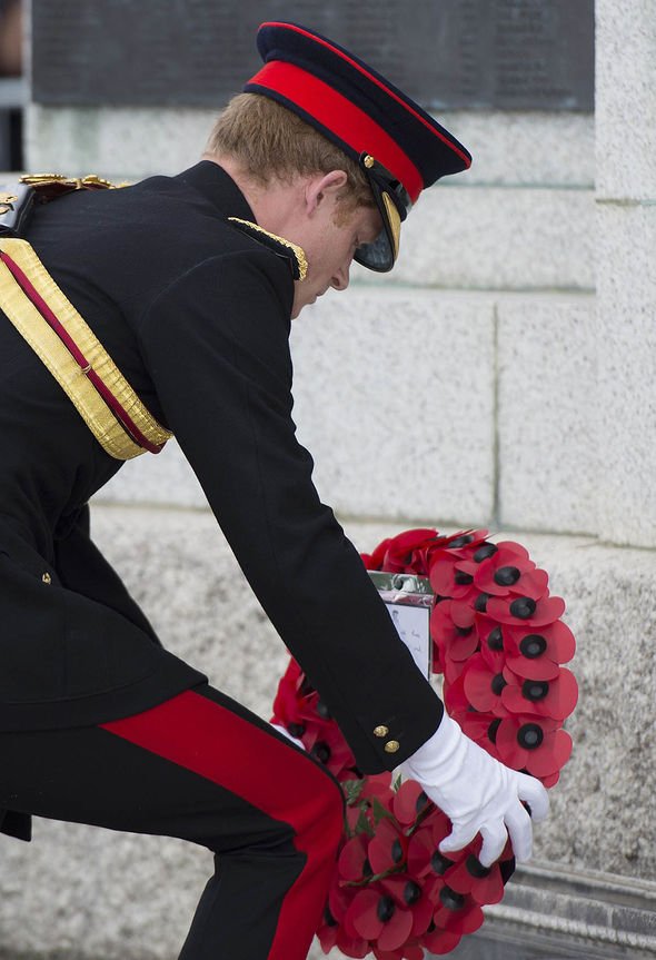 prince harry news duke of sussex remembrance sunday service poppy queen news