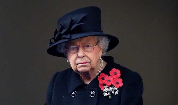 queen elizabeth ii cenotaph