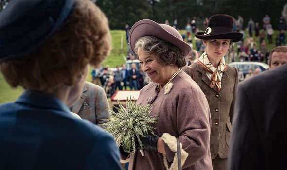 queen mother the crown