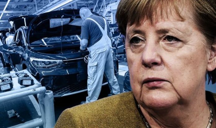 Brexit panic: Europe's car industry warns of 'double whammy crisis' amid no deal fears | UK | News