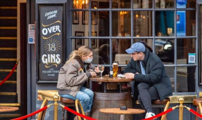 Coronavirus vaccine: Pubs and stadiums could ban Brits without ‘immunity passport’ | UK | News