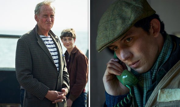 Charles Dance as Lord Mountbatten (L) and Prince Charles played by Josh O'Connor in The Crown Charles Dance as Lord Mountbatten (L) and Prince Charles played by Josh O'Connor in The Crown