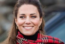 Kate Middleton and Prince William spark joy at latest stop on royal tour | Royal | News (Reports)