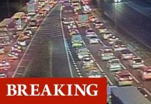 M60 traffic latest: Vehicles face ‘long queues’ – emergency services respond to ‘incident | UK | News (Reports)