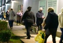 M&S Food: Hundreds shoppers queue around retail park before dawn in unbelievable video | UK | News (Reports)