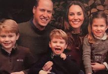 Princess Charlotte and laughing Prince Louis steal the show on Cambridge Christmas card | Royal | News (Reports)