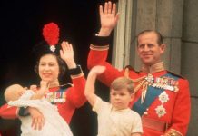 Queen Elizabeth II: How old was the Queen when she had her four children? | Royal | News (Reports)