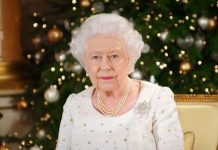 Queen and Royal Family face ‘unsettling’ Christmas after another turbulent year – expert | Royal | News (Reports)