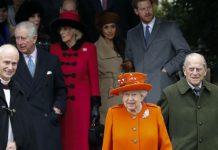 Royal Christmas: ‘Strange’ ceremony Firm carries out before festive dinner | Royal | News (Reports)