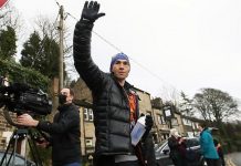 Rugby legend Kevin Sinfield raises £1.1m by running seven marathons in seven days | UK | News (Reports)