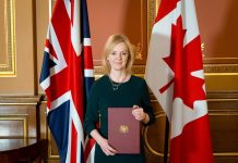 UK and Canada sign trade agreement