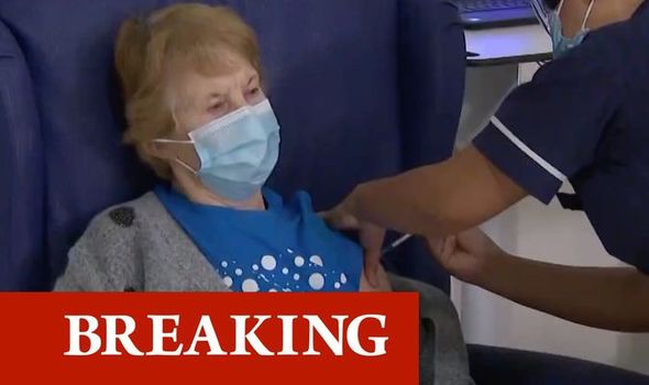 uk covid vaccine first person margaret keenan