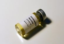 Coronavirus vaccine for UK nationals living in the Czech Republic