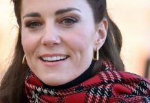 Kate Middleton news: Nervous Duchess displayed uncharacteristic trait in royal engagement | Royal | News (Reports)