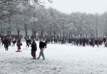 Leeds news: Hundreds of selfish students flout Covid rules to have snowball fight in Leeds | UK | News (Reports)