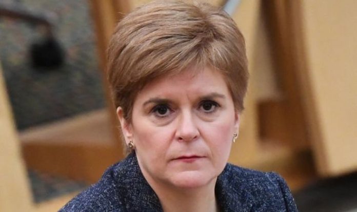 Nicola Sturgeon to fund £500 bonus for NHS staff in Scotland using grant from UK Treasury | UK | News