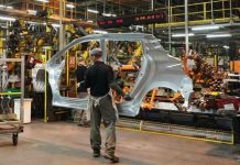 Nissan boss says Brexit trade deal gives car giant edge over rivals | UK | News (Reports)