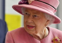 Queen news: Queen plans return to Buckingham Palace for family celebrations – insider | Royal | News (Reports)