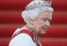 Queen portrayed as ‘duplicitous and callous’ in popular Netflix show – ‘bad miscasting!’ | Royal | News (Reports)