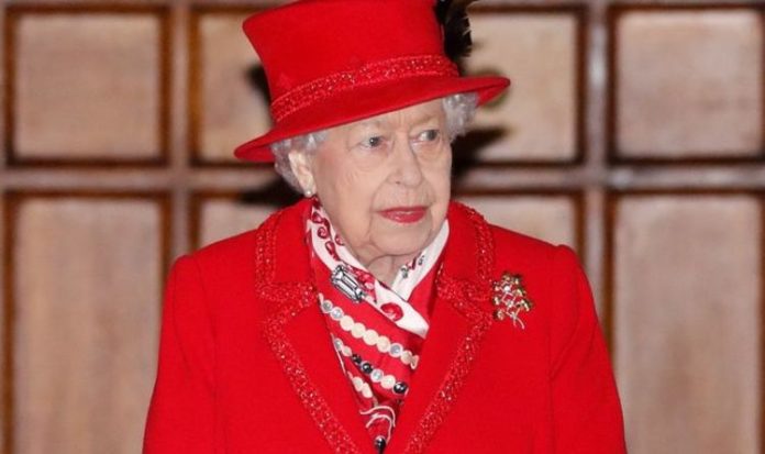 Queen refuses to reveal second vaccine date to avoid public rush to copy her | Royal | News