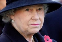 Queen warning as raven flees Tower of London – ‘Kingdom will crumble’ | Royal | News (Reports)
