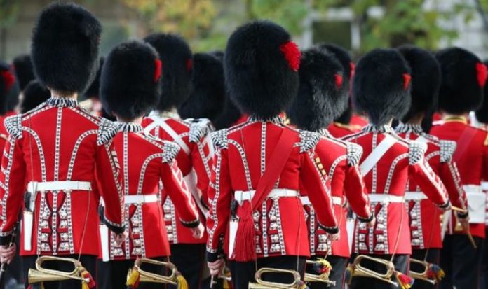 Queen's guards arrested on suspicion of stealing ammunition | Royal | News