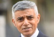 Sadiq Khan pleads with Londoners to support his £1.5m taxpayer funded NYE light show | UK | News (Reports)