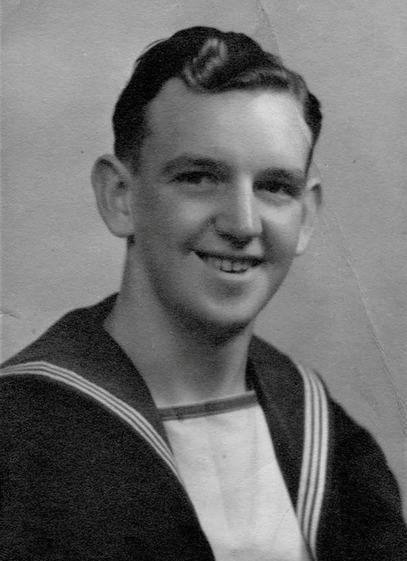 A lost postcard from D-Day teenager is finally delivered to hero's family A lost postcard from D-Day teenager is finally delivered to hero's family