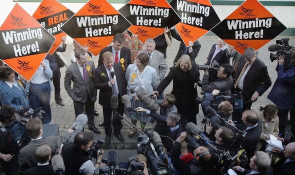 Charles Kennedy campaigning in 2005 for the Lib Dems Charles Kennedy campaigning in 2005 for the Lib Dems