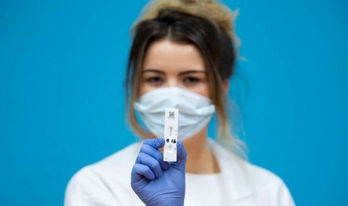 Covid rapid testing: Will rapid tests be needed to go to the pub? | UK | News
