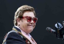 Elton John urges Boris Johnson to renegotiate Brexit deal for visa-free scheme | UK | News (Reports)