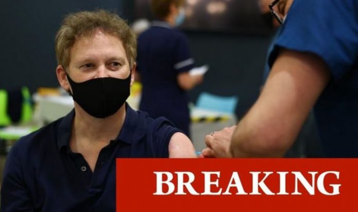 Grant Shapps becomes first Cabinet minister to receive Covid vaccine at 52-years-old | UK | News