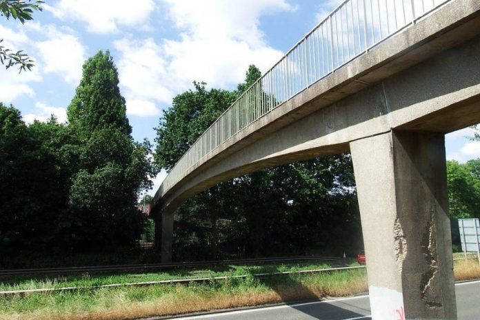 New footbridge to be provide safe passage over A5