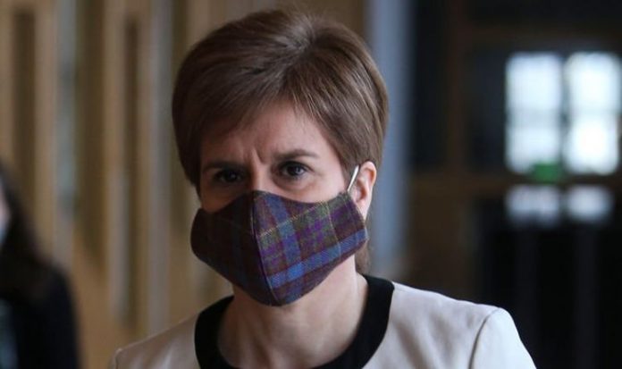 Nicola Sturgeon news: SNP leader challenged over Scotland coronavirus claim | UK | News