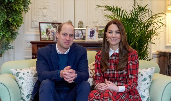 PRINCE WILLIAM KATE MIDDLETON DOG PET ROYAL FAMILY PRINCE WILLIAM KATE MIDDLETON DOG PET ROYAL FAMILY