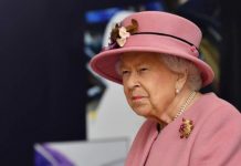 Queen urged to livestream second vaccine to boost UK uptake ‘She’s had it, why not you?’ | Royal | News (Reports)