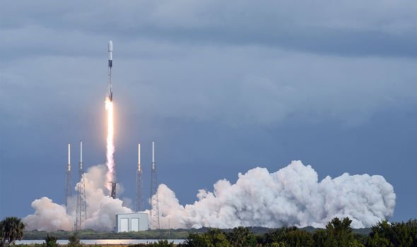 Traditionally rockets take off vertically Traditionally rockets take off vertically