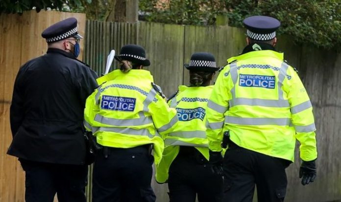 UK lockdown rules: Britons facing £10,000 fine for breaking Covid rule - major alert | UK | News