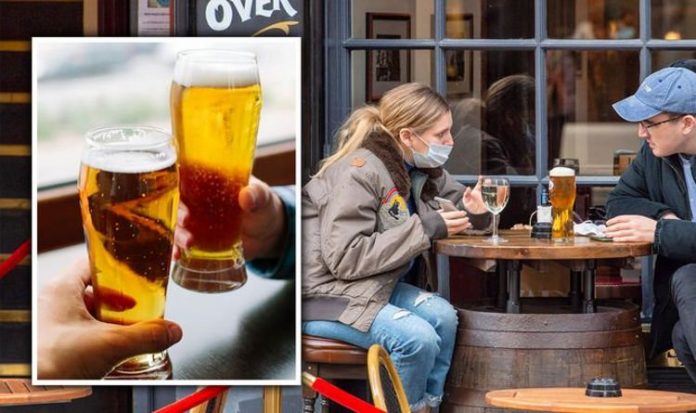 When will pubs reopen? Hope for Spring opening as Covid vaccine rates rise | UK | News
