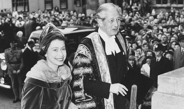 queen elizabeth ii harold macmillan queen elizabeth ii harold macmillan