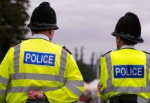 Lockdown: Police are fining parents if children break lockdown rules | UK | News (Reports)