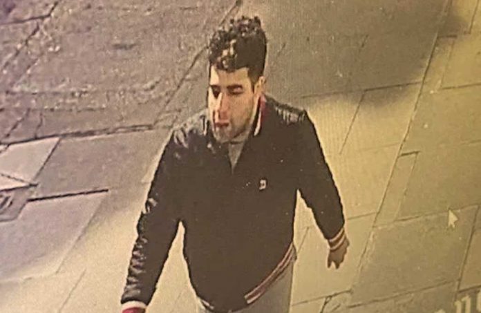 Police release image of man after 12-year-old boy is assaulted near Vauxhall Bridge (Report)