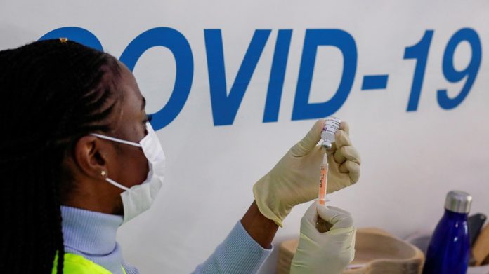 Coronavirus: Government in talks with AstraZeneca over doses of 'variant vaccine'