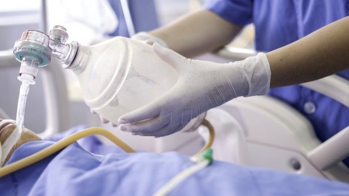 Coronavirus: NHS alarm over rise in number of UK Covid patients on ventilators