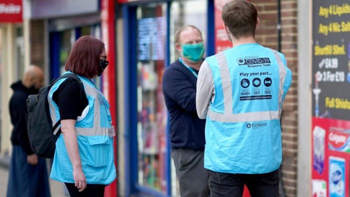 Coronavirus: Signs of UK's Covid surge 'levelling off'