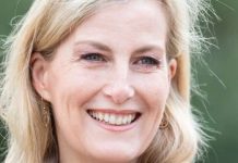 Sophie insists royals are ‘still a family no matter what happens’ (Report) Sophie insists royals are ‘still a family no matter what happens’ (Report)